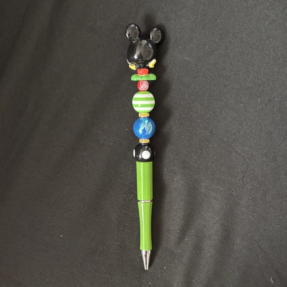 Handmade Disney Doorable Mickey Mouse Pen - Picture 5 of 5